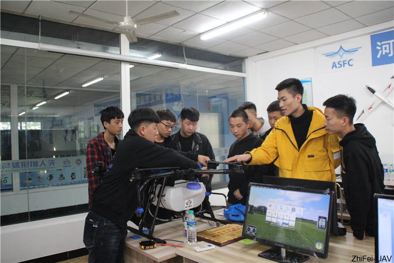 河北智飛極農(nóng)無(wú)人機(jī)科技|一鳶科技|行業(yè)定制無(wú)人機(jī)