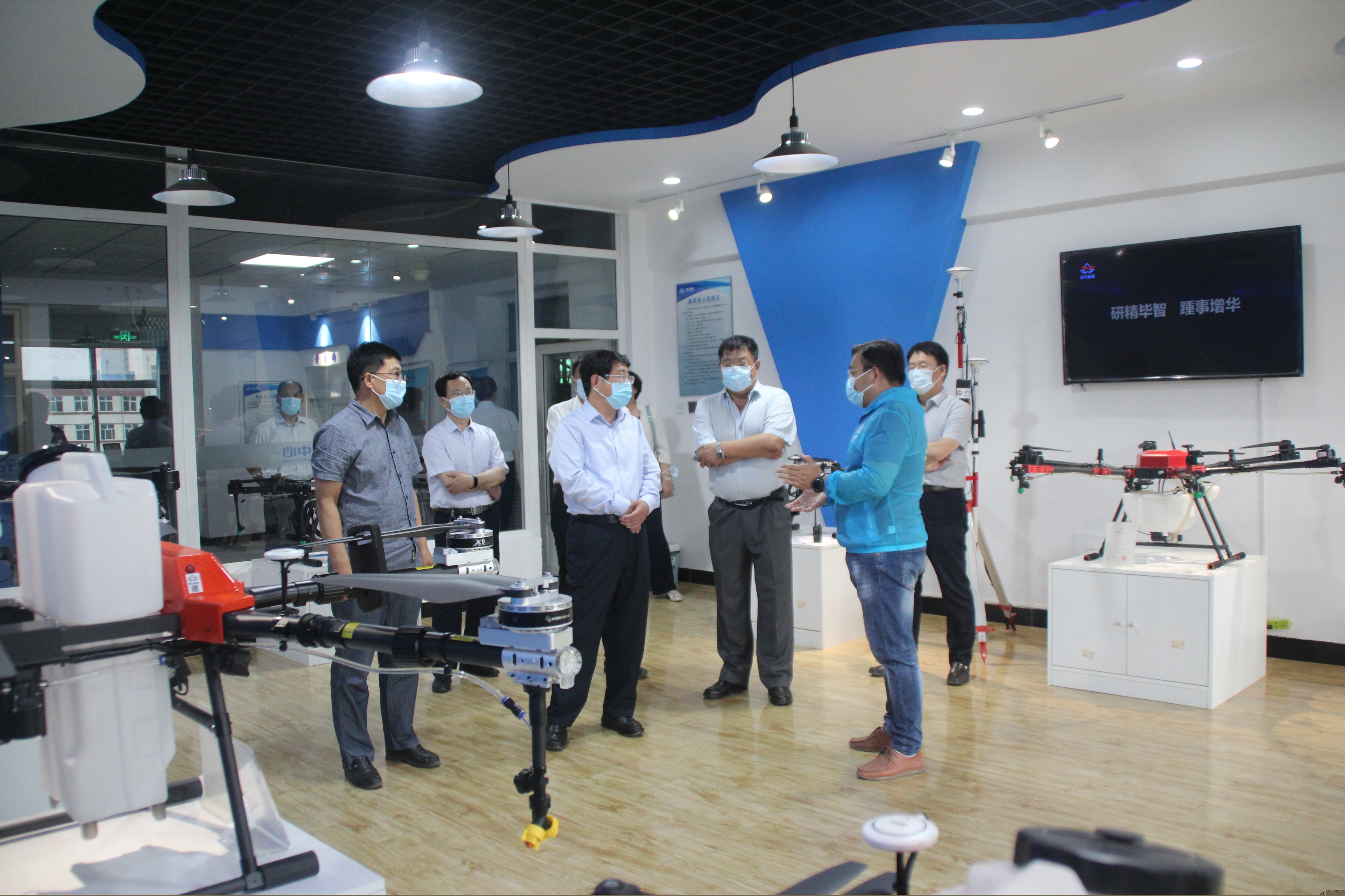 河北智飛極農無人機科技|一鳶科技|行業定制無人機